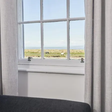 Hotel 1 Bed In Sz356 Allonby